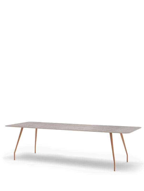 Rizz Boardroom Table