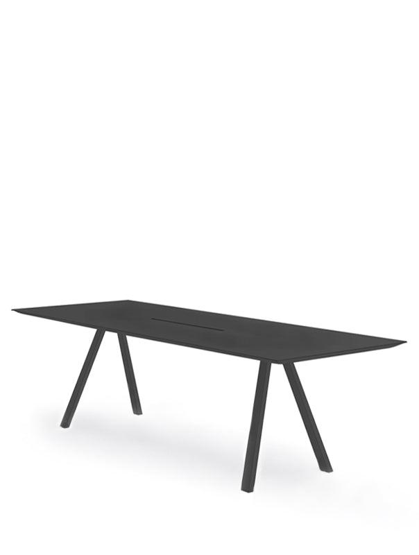 Arki Table CC