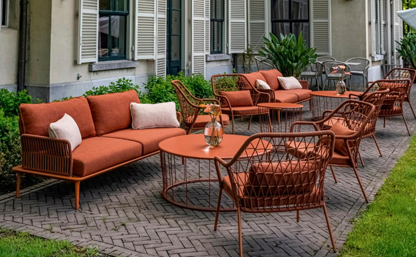 Commercial patio tables and chairs sale